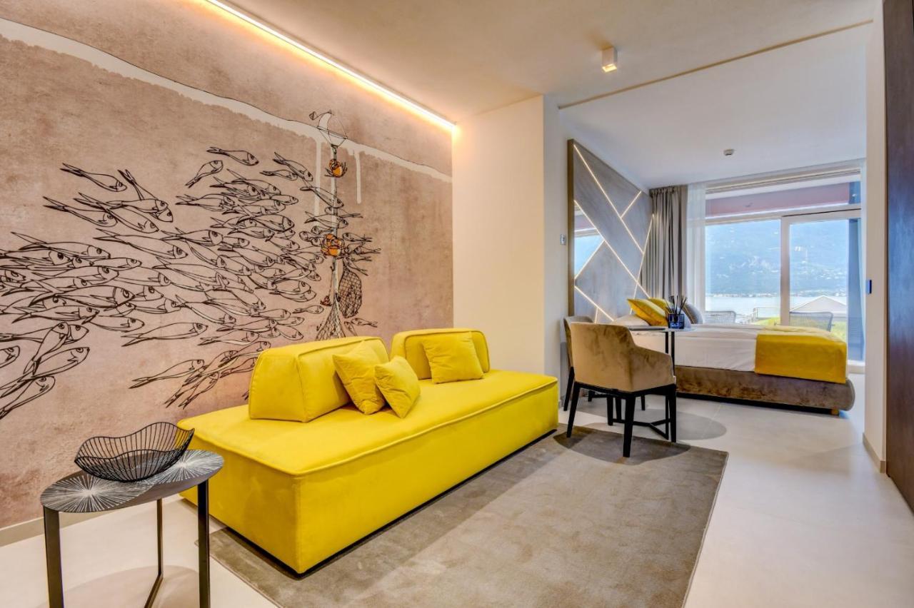 Suite with Lake View (Adults only) - Spa access
